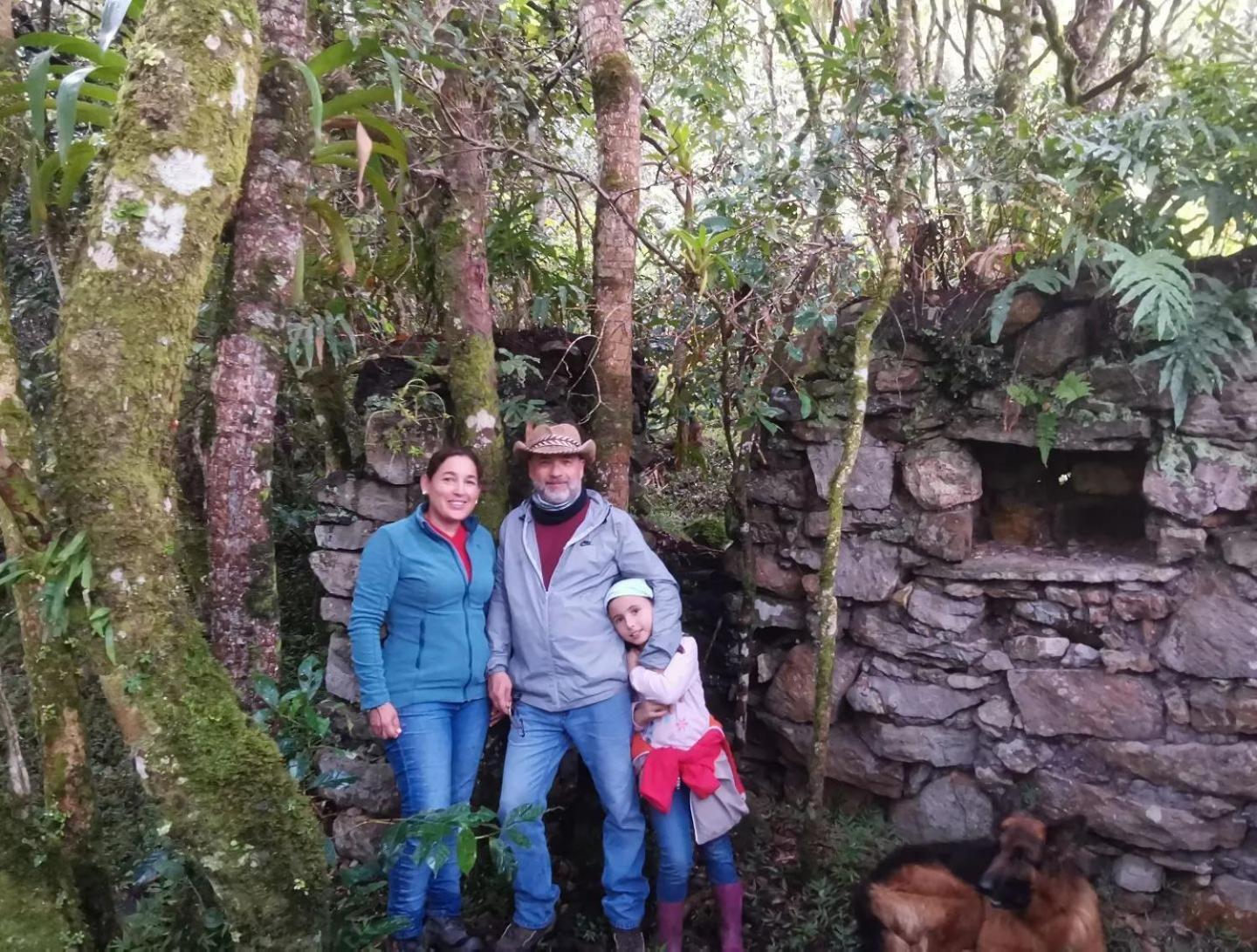 Hotel Campestre Rocas Del Paraiso Machetá エクステリア 写真