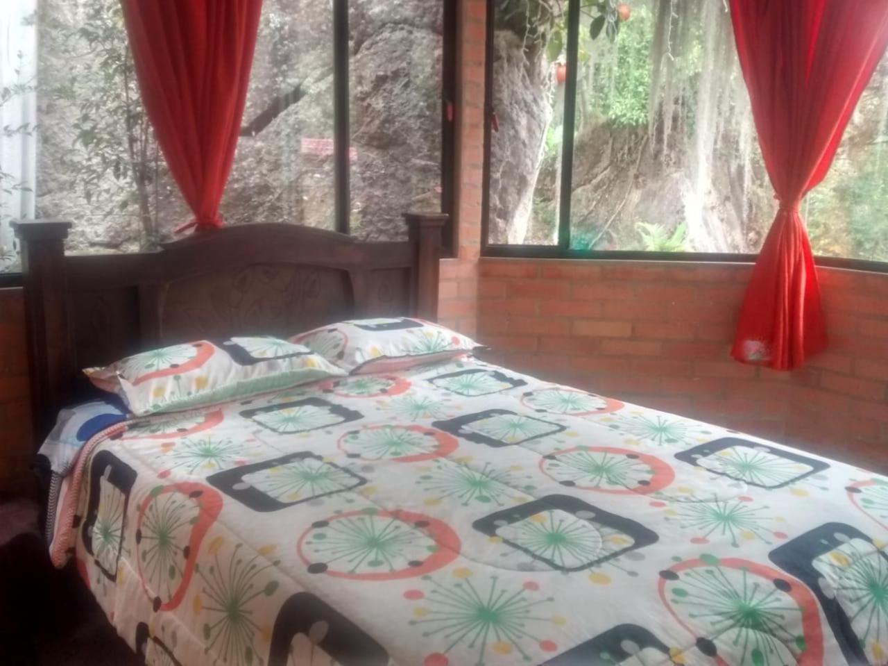 Hotel Campestre Rocas Del Paraiso Machetá エクステリア 写真